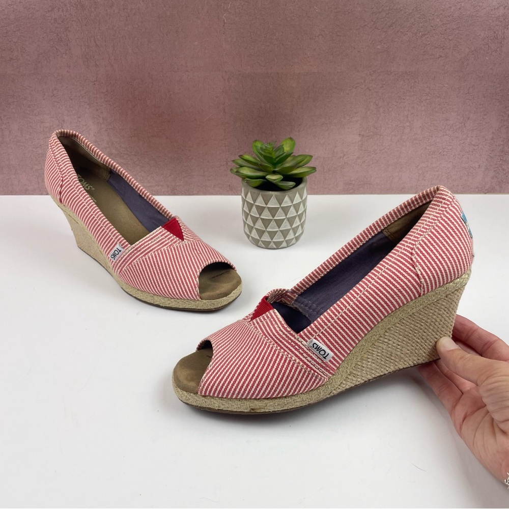 Toms Red White Stripe Tan Wedge Open Toe Shoes Heels Sandals Women Size 8.5